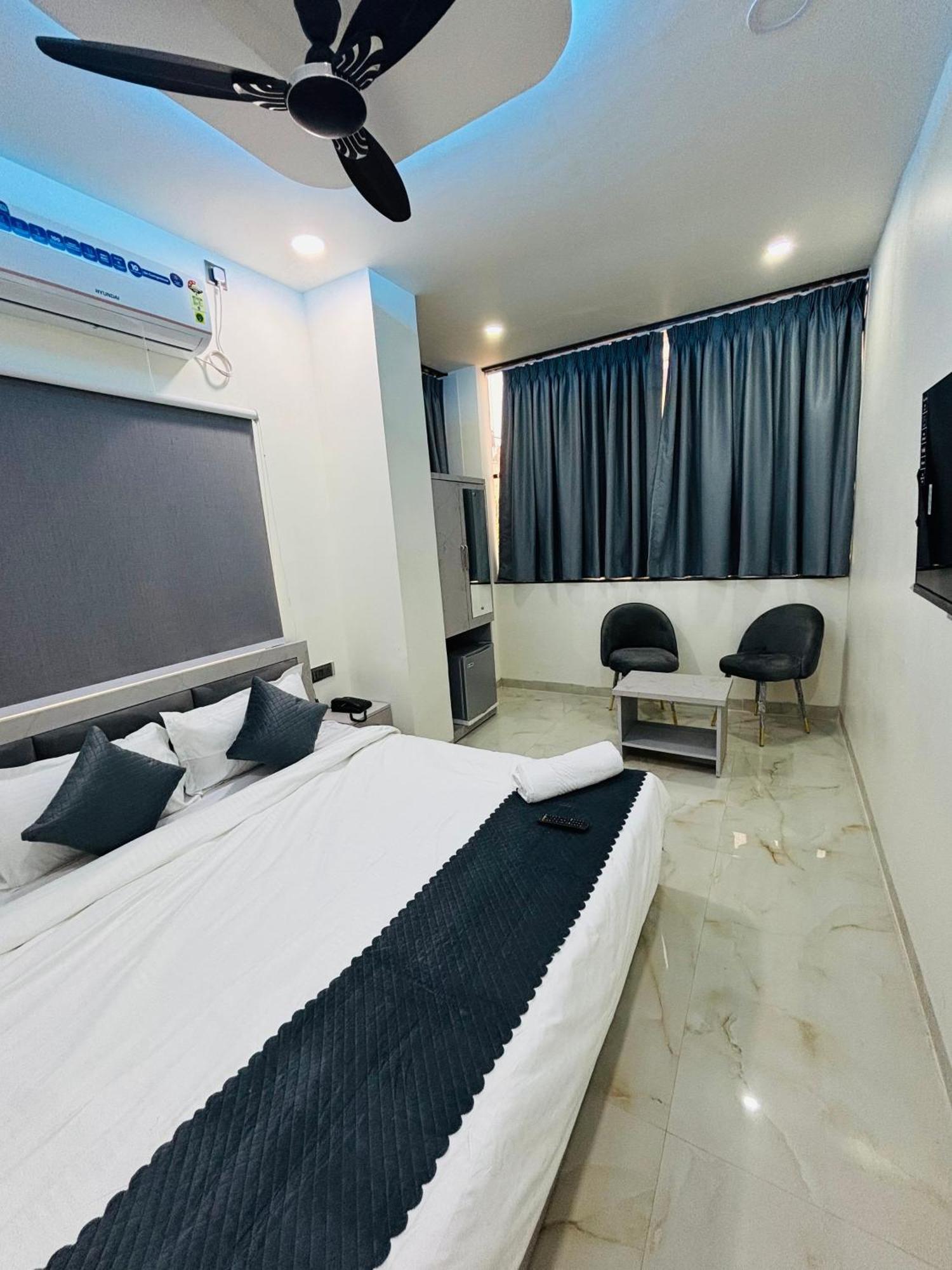 Hotel Sky City 那格浦尔 外观 照片