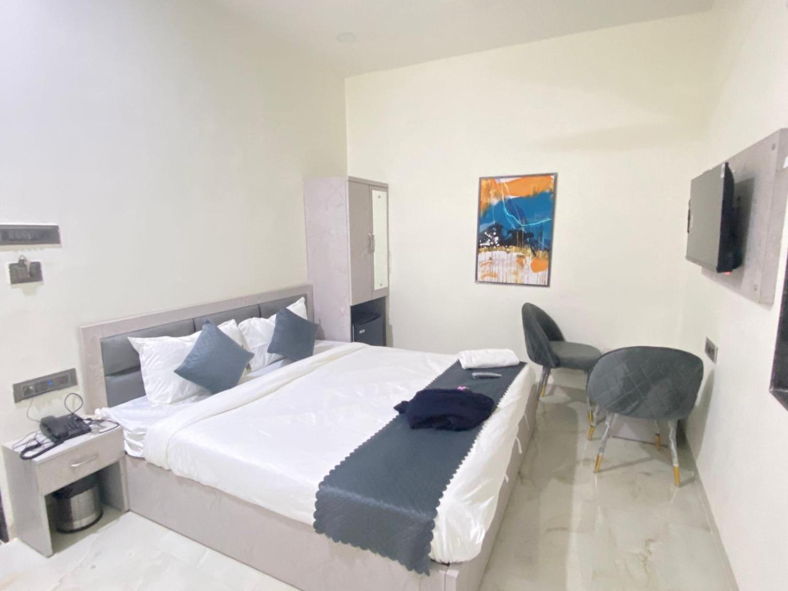 Hotel Sky City 那格浦尔 外观 照片